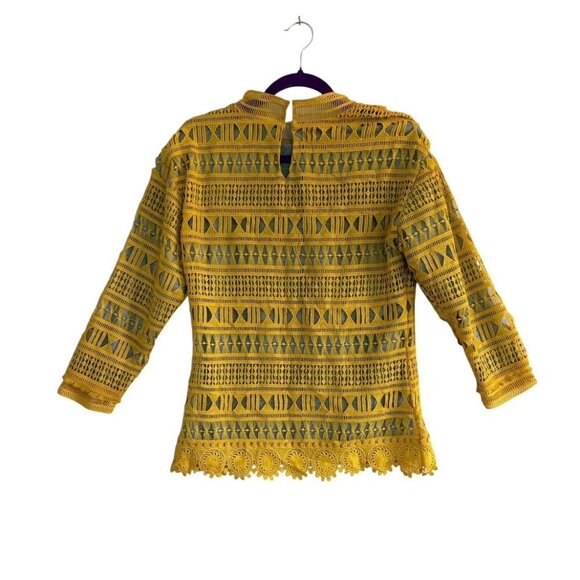 English Factory Women's Yellow Crochet Lace Overlay Top Gray Rayon Lining Small - Picture 2 of 7